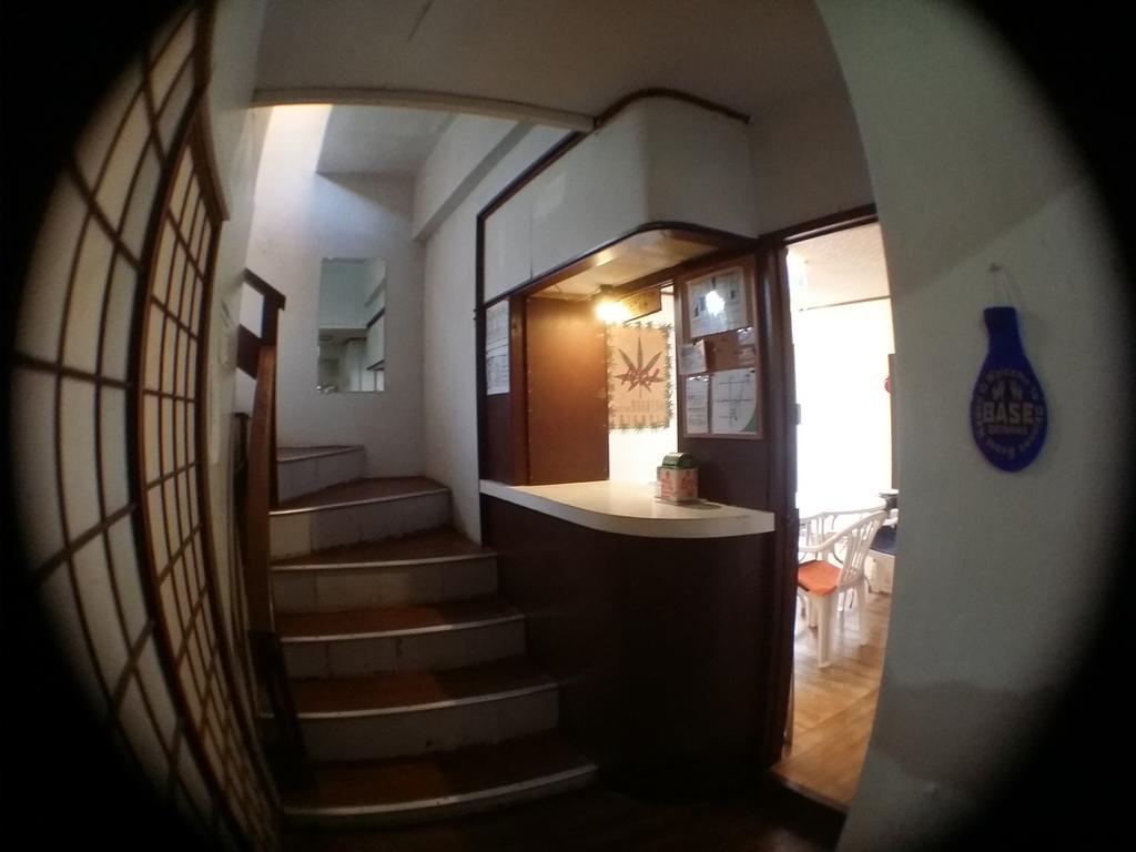 Guesthouse Base Okinawa Наха Екстер'єр фото